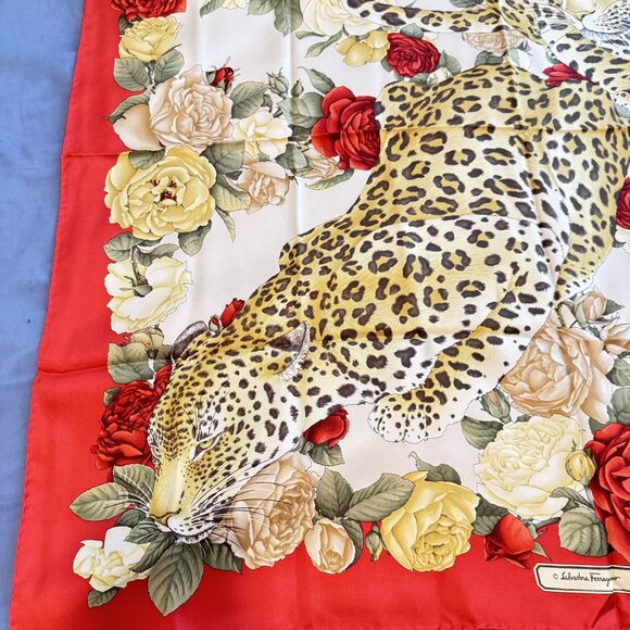 Salvatore Ferragamo Leopard Floral Print Womens Red Silk Scarf Size 34x34 in - Picture 3 of 9
